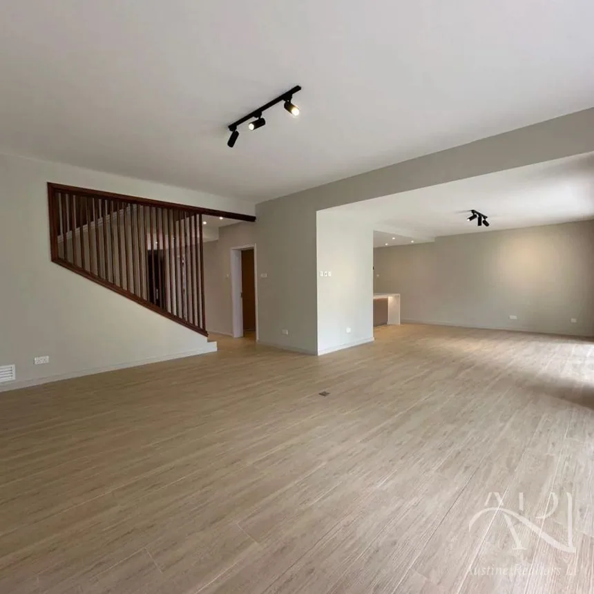 5 Bedroom Villa For Sale In Kyuna, Shanzu Road – photo 3