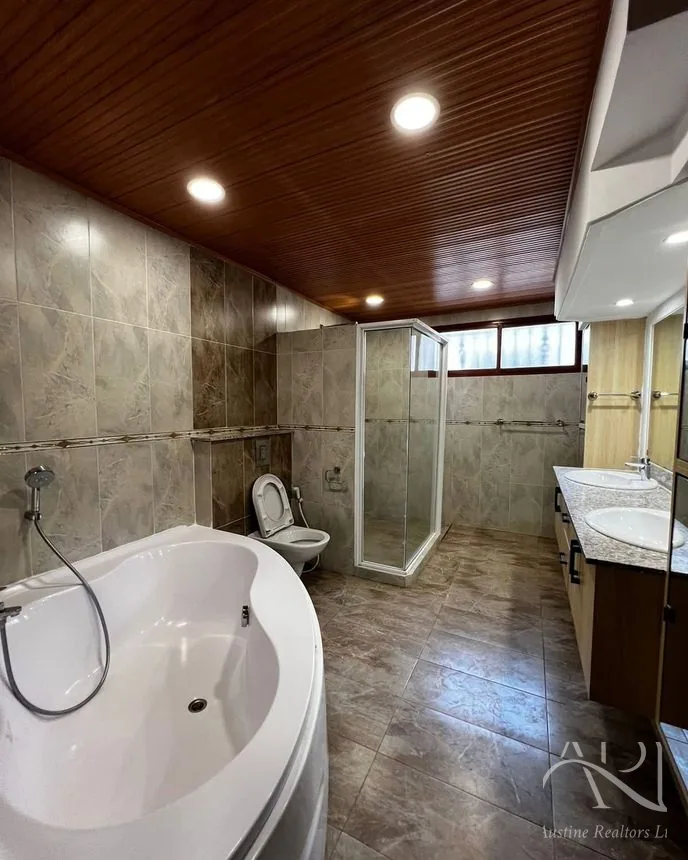5 Bedroom Townhouse For Rent In Spring Valley, Shanzu Road – photo 10