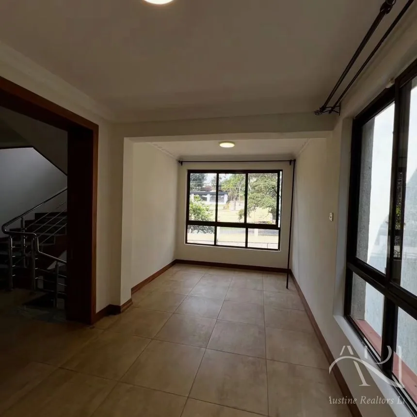 4 Bedroom Villa For Rent In Lavington – photo 12