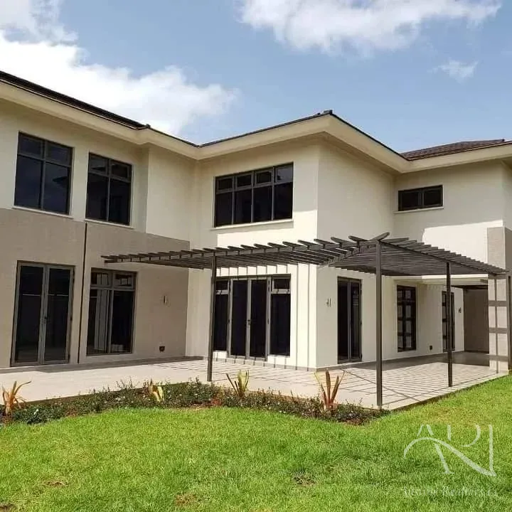 5 Bedroom Townhouse For Rent In Karen, Langata Road – photo 1