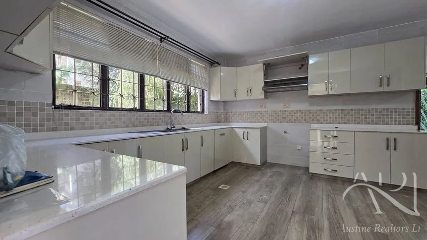 5 Bedroom Town House For Rent In Runda – photo 11
