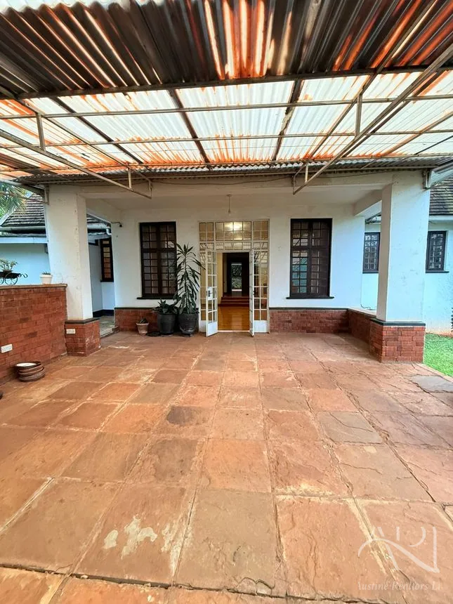 7 Bedroom House For Sale In Runda – photo 2