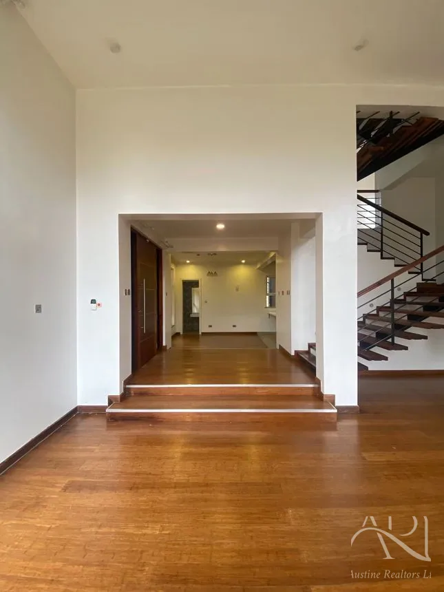4 Bedroom Villa For Rent In Lavington – photo 3