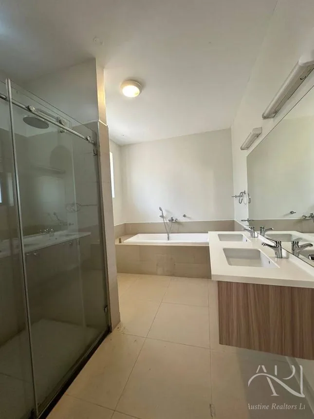 5 Bedroom Villa For Rent In Lavington, Chalbi Drive – photo 18