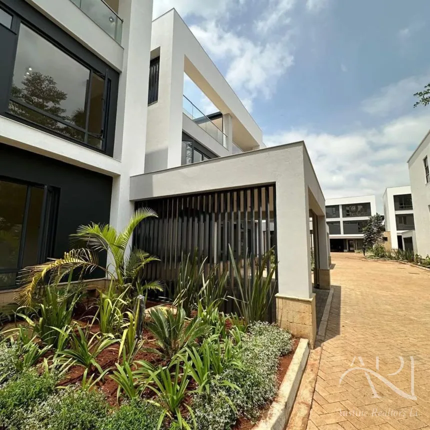 5 Bedroom Villa For Sale In Kyuna, Shanzu Road – photo 2