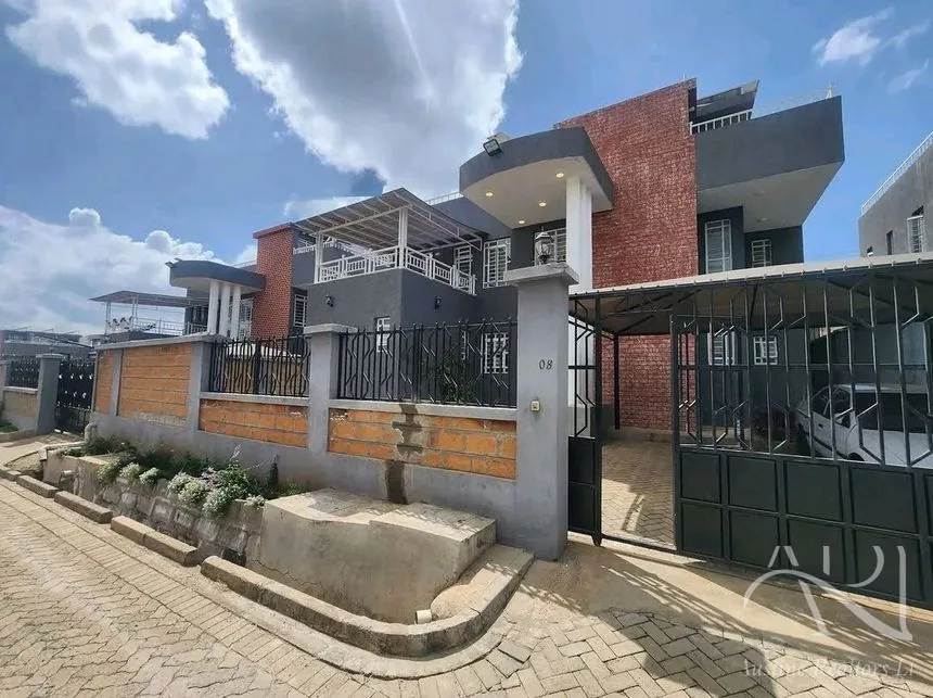HERITAGE VILLAS – 4 BEDROOM FOR SALE IN NGONG 46 – photo 2