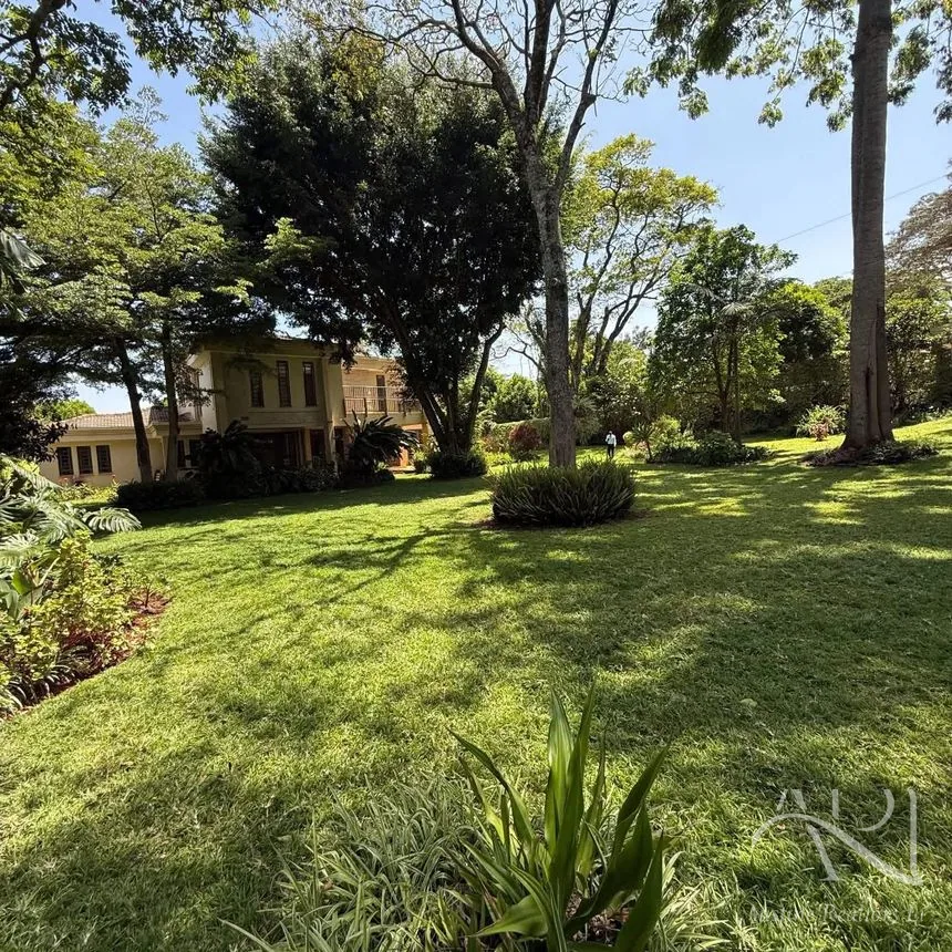 5 Bedroom Townhouse For Sale In Karen, Nairobi – photo 1