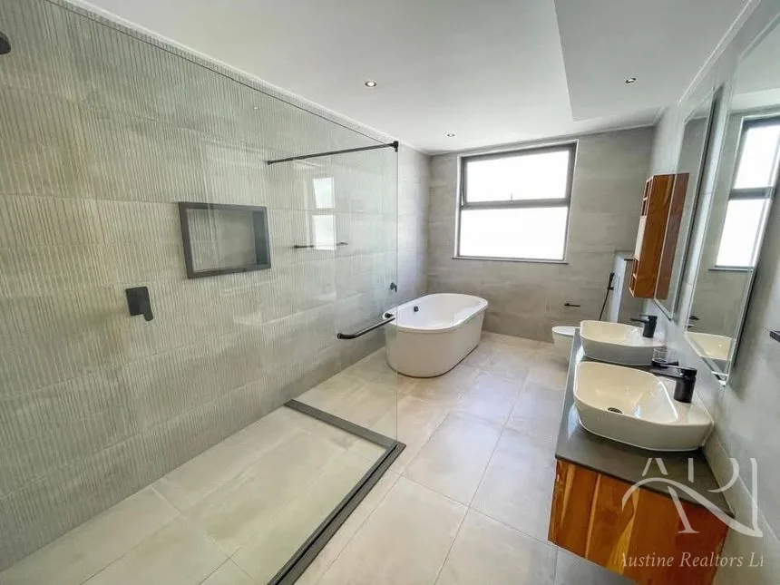 4 Bedroom Apartments For Sale In Spring Valley, Peponi Road – photo 14