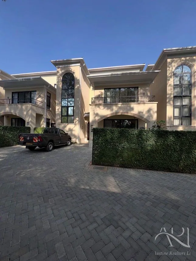 5 Bedroom Villa For Sale In Lavington – photo 2