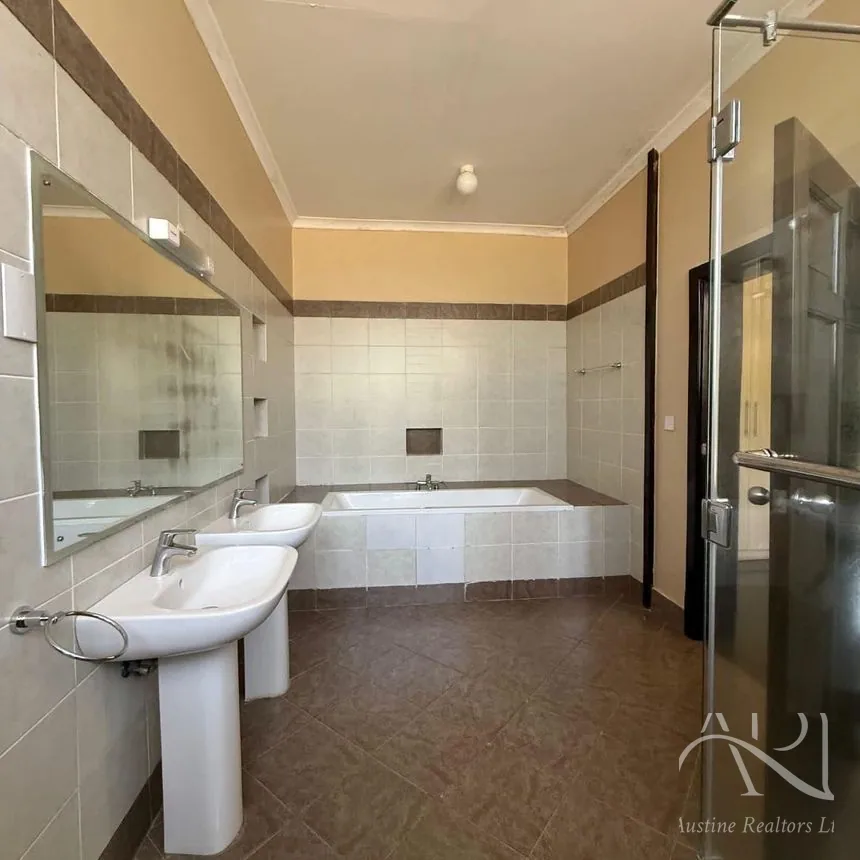 5 Bedroom Townhouse For Sale In Karen, Nairobi – photo 7