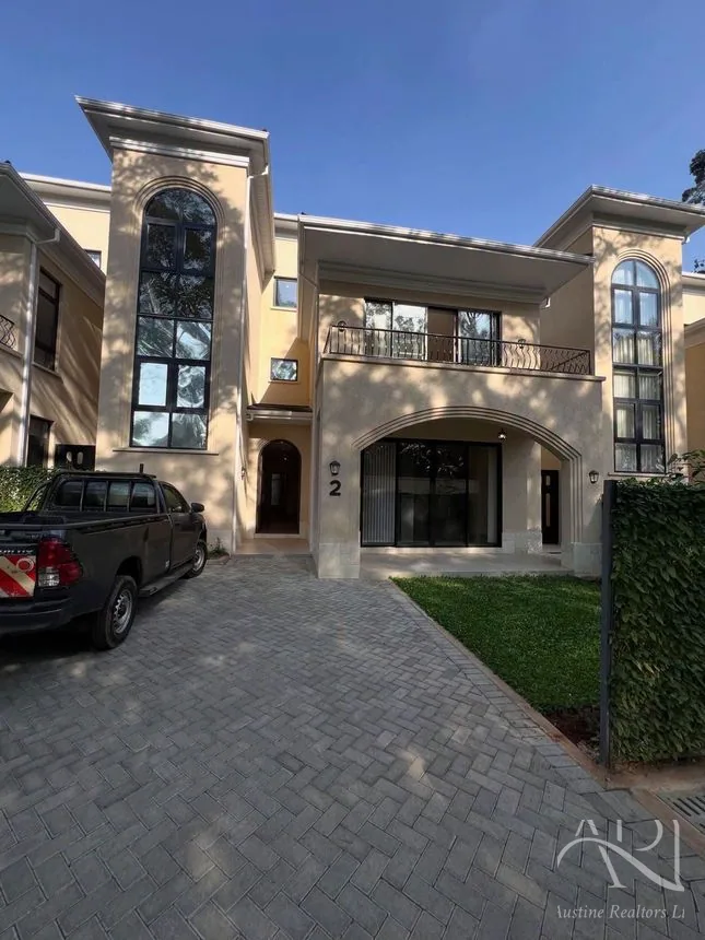5 Bedroom Villa For Sale In Lavington – photo 1
