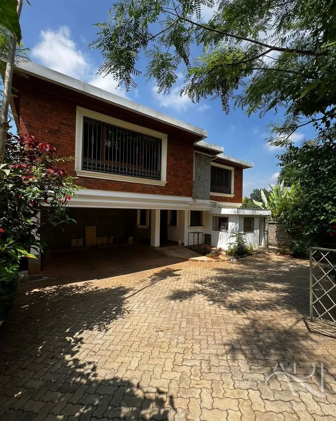 5 Bedroom Townhouse For Rent In Spring Valley, Shanzu Road – photo 2