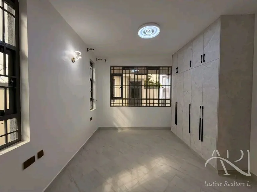 5 Bedroom Townhouse For Sale In Syokimau β photo 11