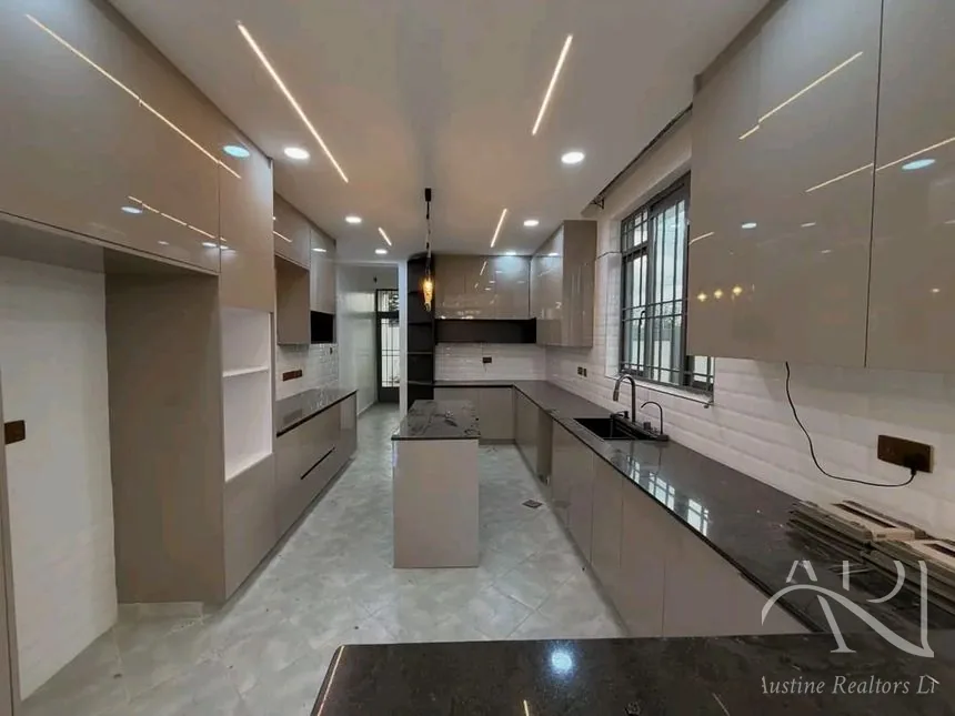 5 Bedroom Townhouse For Sale In Syokimau β photo 8