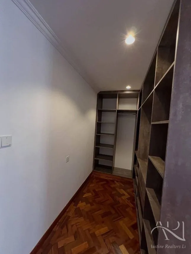 6 Bedroom Townhouse For Rent In Lavington, Chalbi Drive – photo 7